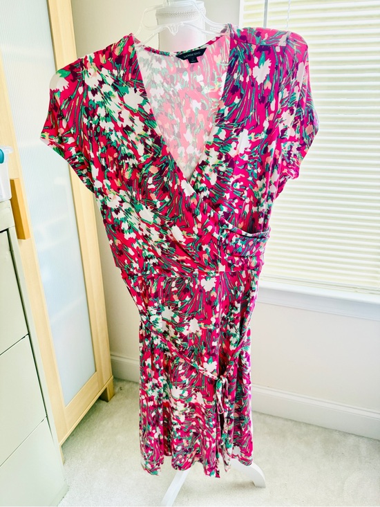 Lands' End Dresses & Skirts - Lands' End Pink & Green Floral Wrap Midi Dress